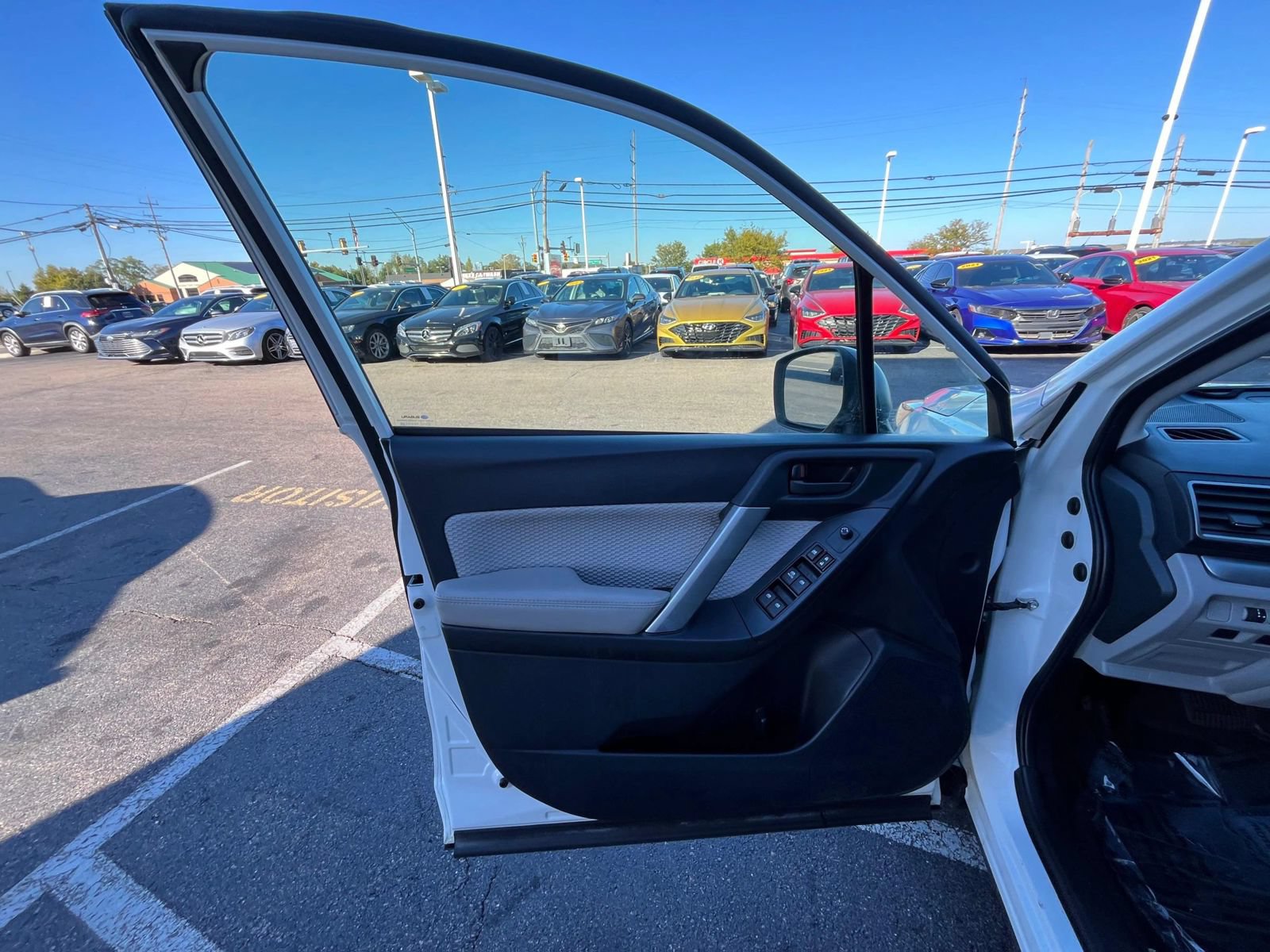 Used 2017 Subaru Forester 2.5i AWD/4WD image 42