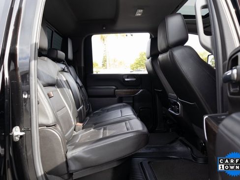 Used 2022 GMC Sierra 2500 Denali w/ Denali Black Diamond Edition image 20