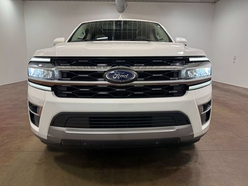 Used 2024 Ford Expedition Limited AWD/4WD image 40