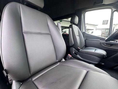 New 2025 Mercedes-Benz Sprinter 2500 image 33