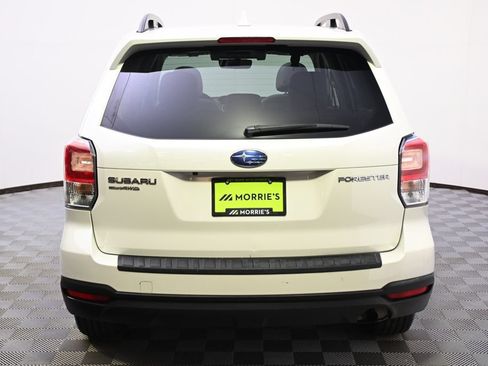Used 2018 Subaru Forester 2.5i Premium AWD/4WD image 5