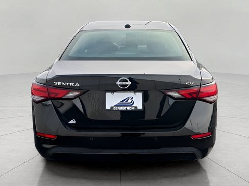 Used 2024 Nissan Sentra SV image 7