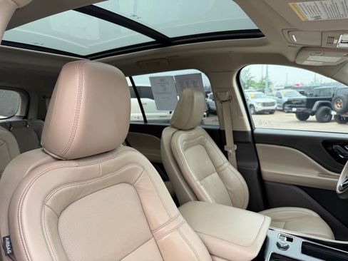 Used 2022 Lincoln Aviator Reserve w/ Elements Package Plus AWD/4WD image 59