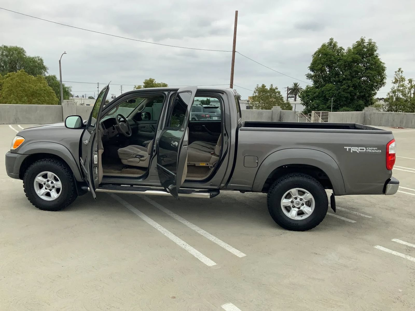 Used 2006 Toyota Tundra SR5 w/ TRD Off-Road Pkg RWD image 19