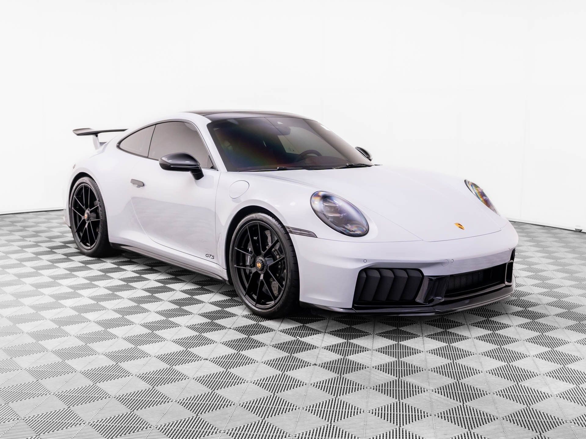 Certified 2026 Porsche 911 Carrera GTS RWD image 6