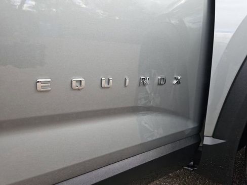New 2026 Chevrolet Equinox LT w/ Convenience Package II AWD/4WD image 34