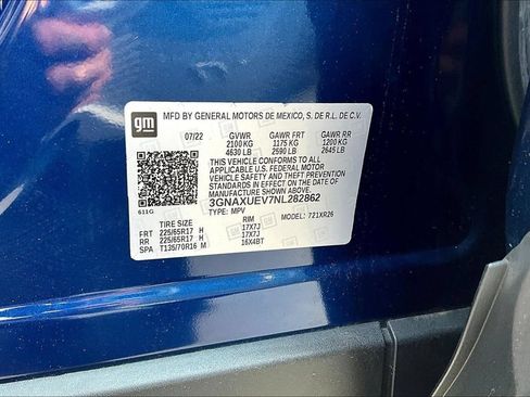 Used 2022 Chevrolet Equinox LT AWD/4WD image 16