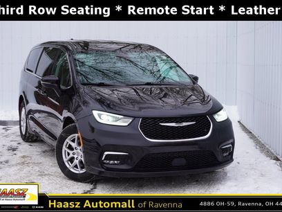 Used 2023 Chrysler Pacifica Touring-L
