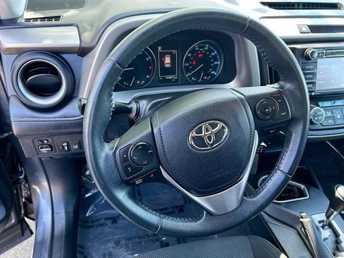 Used 2017 Toyota RAV4 XLE w/ Plus Extra Value Package FWD image 11