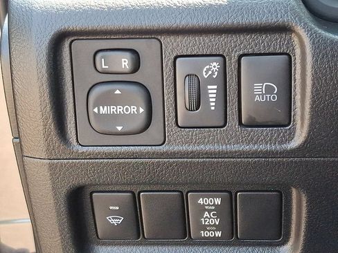 Used 2020 Toyota 4Runner TRD Off-Road Premium w/ Moonroof Package AWD/4WD image 25