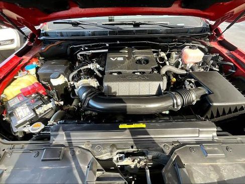 Certified 2022 Nissan Frontier SV image 30