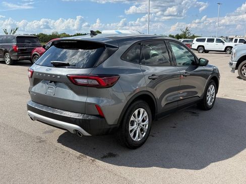 Used 2025 Ford Escape Active FWD image 17