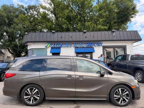 Used 2018 Honda Odyssey Elite image 4