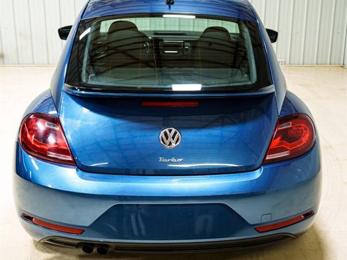 Used 2018 Volkswagen Beetle 2.0T S image 6
