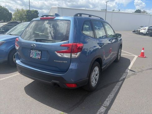 Certified 2022 Subaru Forester AWD/4WD image 5