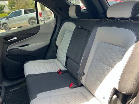 Used 2020 Chevrolet Equinox LT w/ LPO, Floor Liner Package FWD image 23