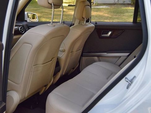 Used 2014 Mercedes-Benz GLK 350 4MATIC w/ Premium 1 Package image 43