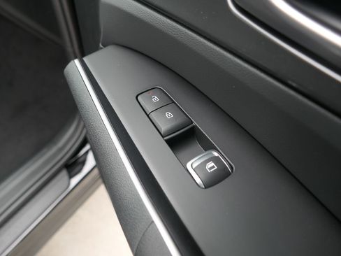 New 2026 Kia Sorento S FWD image 24
