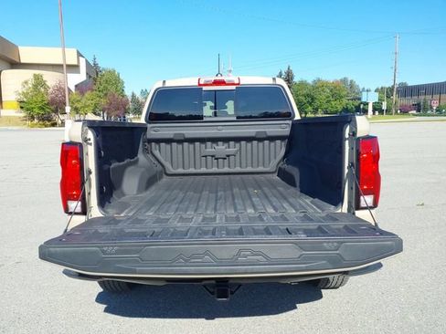 Used 2023 Chevrolet Colorado Trail Boss w/ Safety Package AWD/4WD image 23
