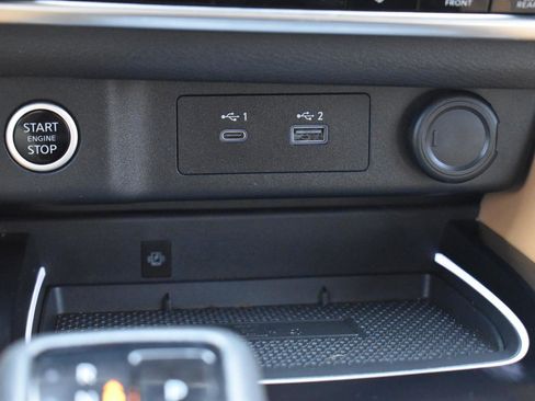 Certified 2023 Nissan Rogue Platinum w/ Platinum Premium Package image 36