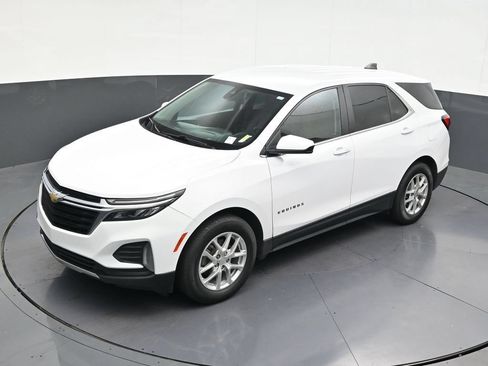 Used 2022 Chevrolet Equinox LT FWD image 15