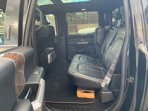 Used 2016 Ford F150 Platinum w/ Equipment Group 701A Luxury image 14