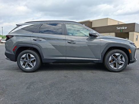 Used 2025 Hyundai Tucson SEL AWD/4WD image 7