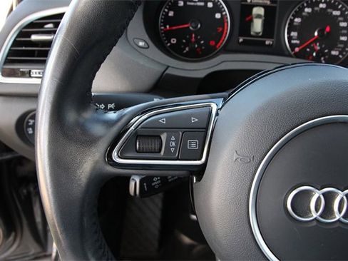 Used 2018 Audi Q3 2.0T Premium image 18