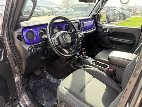 Used 2021 Jeep Wrangler Unlimited Sport image 2