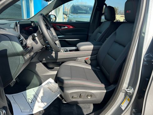 New 2026 Chevrolet Traverse Z71 image 13