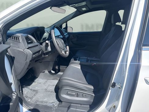 Used 2025 Honda Odyssey Sport-L image 9