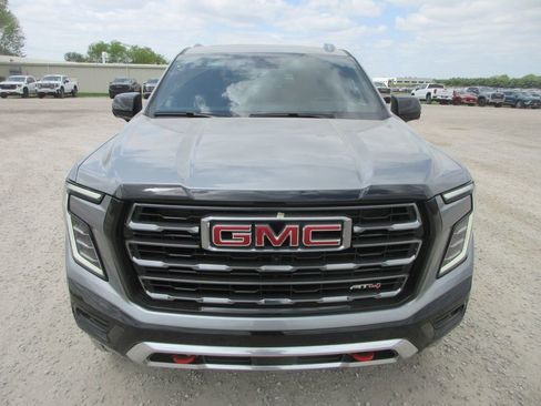New 2026 GMC Yukon AT4 image 10