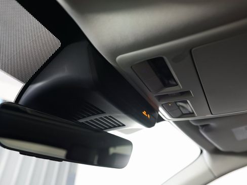 Used 2025 MAZDA CX-70 Plug-In Hybrid w/ Premium Pkg image 35