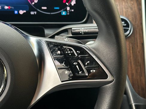 Certified 2025 Mercedes-Benz GLC 300 4MATIC image 30