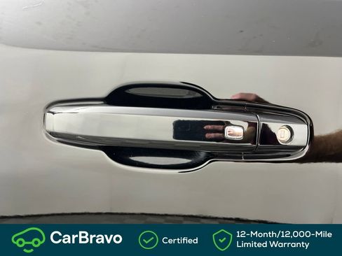 Used 2022 Chevrolet Silverado 1500 LT w/ Protection Package AWD/4WD image 15