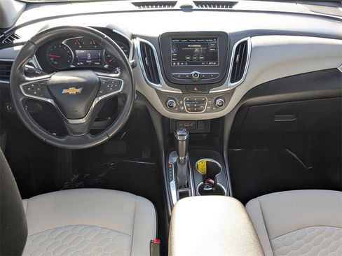 Used 2019 Chevrolet Equinox LT image 12