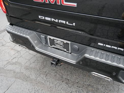 Used 2021 GMC Sierra 1500 Denali w/ Denali Ultimate Package AWD/4WD image 12