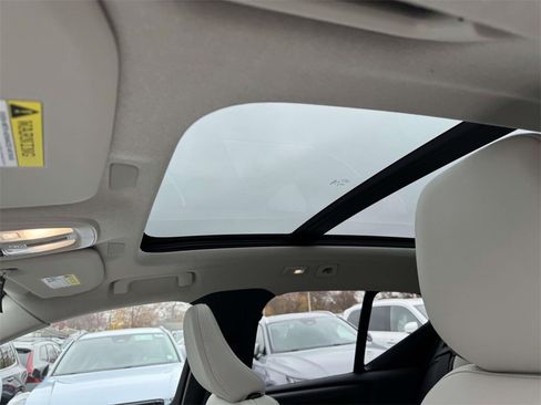 New 2026 Volvo XC90 T8 Plus w/ Protection Package image 17