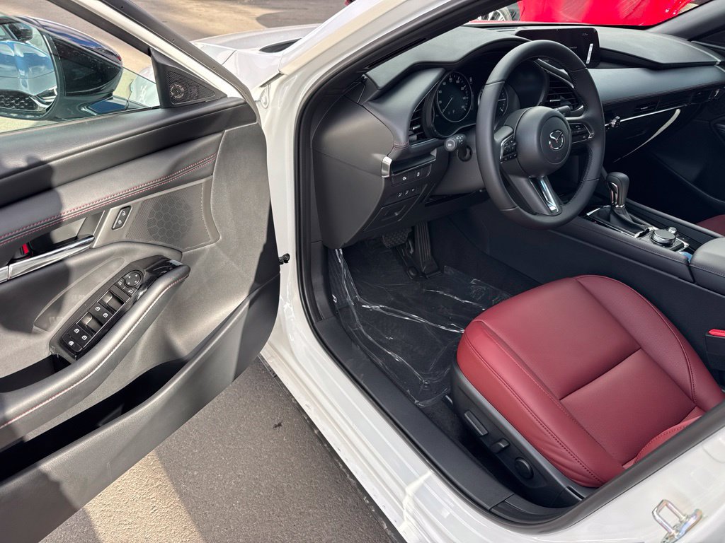 New 2026 MAZDA MAZDA3 Carbon AWD/4WD image 7