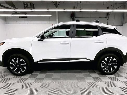 New 2026 Nissan Kicks SV w/ Cold Weather Package AWD/4WD image 19
