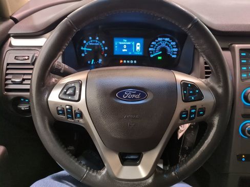 Used 2019 Ford Flex SE image 18