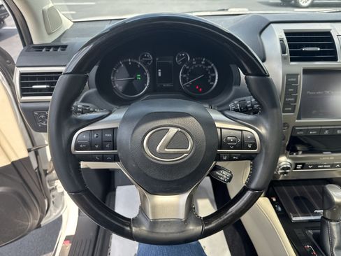 Used 2021 Lexus GX 460 Premium w/ Premium Package AWD/4WD image 17