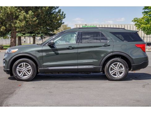 Used 2024 Ford Explorer XLT w/ Equipment Group 202A AWD/4WD image 6