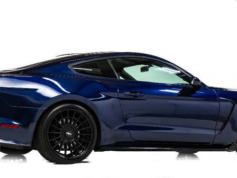Used 2018 Ford Mustang GT image 7