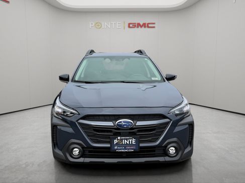 Used 2023 Subaru Outback Limited AWD/4WD image 9