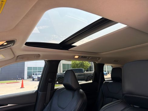 Used 2023 INFINITI QX60 Pure FWD image 18