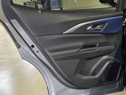 Used 2026 Chevrolet Equinox EV LT w/ Convenience Package II FWD image 12