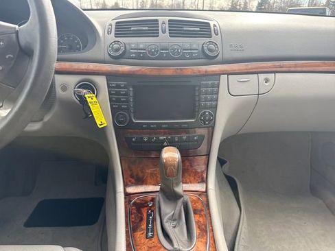 Used 2004 Mercedes-Benz E 320 4MATIC Sedan image 26
