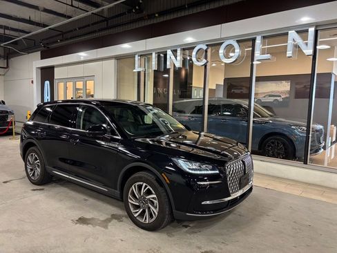 Used 2023 Lincoln Corsair AWD w/ Equipment Group 101A image 1
