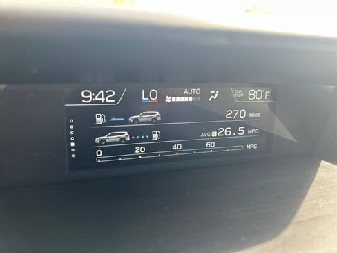 Used 2022 Subaru Forester Premium AWD/4WD image 23
